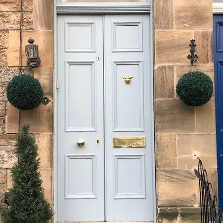 Traditional Apt Close To City Centre & Hampden Glasgow Exterior photo